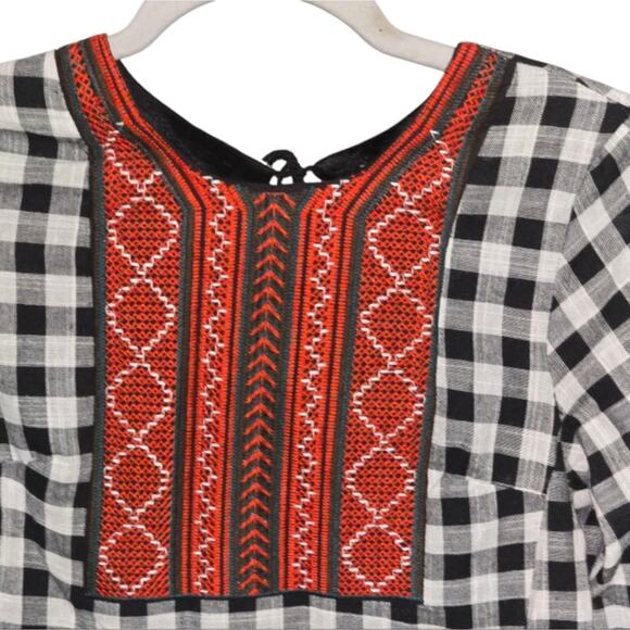 Nylon Black and White Checkered Dress with Red Embroidery Size Small New - Picture 2 of 8